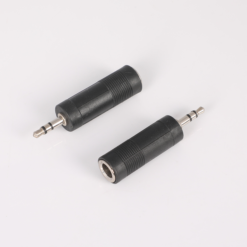 2.5mm Male - 3.5mm Female Connector Hitek-1081